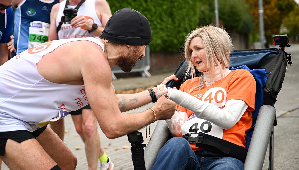 Colin Farrell ed Emma Fogarty alla Irish Life Dublin Marathon