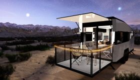 La casa mobile in stile camper che sfrutta l’energia solare e l’acqua riciclata