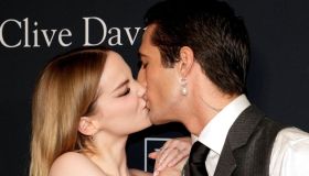 Damiano David e Dove Cameron, passione e sguardi complici: un anno d’amore in foto