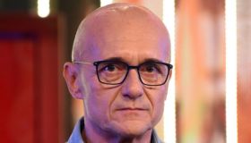 Grande Fratello, esplode il telefono-gate, chiesta la squalifica per due concorrenti