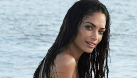 Calendario Pirelli 2025, il ritorno alla sensualità con Elodie e Vincent Cassel