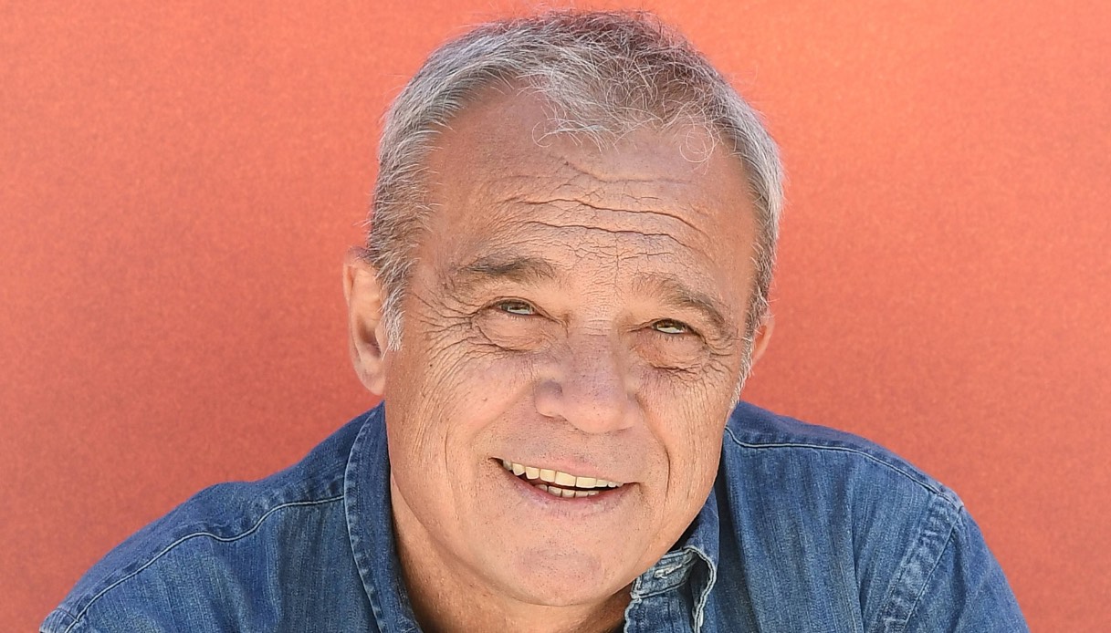 Claudio Amendola padre assente, le lacrime a Verissimo e la lettera d’amore dei figli