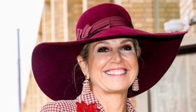 Maxima d’Olanda non ha paura d’indossare i quadretti, ogni dettaglio del look è studiato