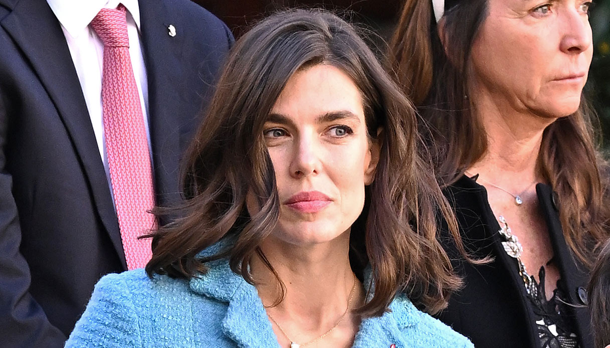 Charlotte Casiraghi convive a Parigi col nuovo fidanzato Nicolas Mathieu