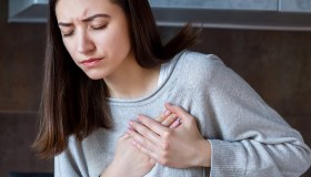 Infezione da Covid, arterie invecchiate anche di 5 anni: rischiano soprattutto le donne