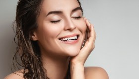 Skincare serale, i prodotti da utilizzare per svegliarti al mattino con una pelle pazzesca