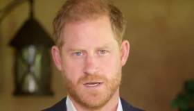 Re Carlo non invita Harry a Natale: la festa del figlio (ancora senza Meghan)