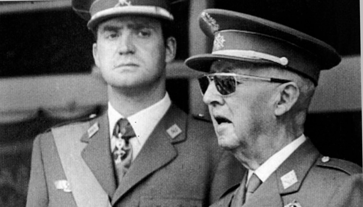 Juan Carlos e Francisco Franco 