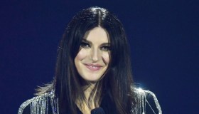 Laura Pausini a Verissimo, il suo momento buio: “Ho pensato di smettere”