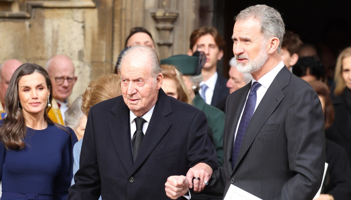 Juan Carlos I e il figlio Felipe VI di Spagna nel 2024