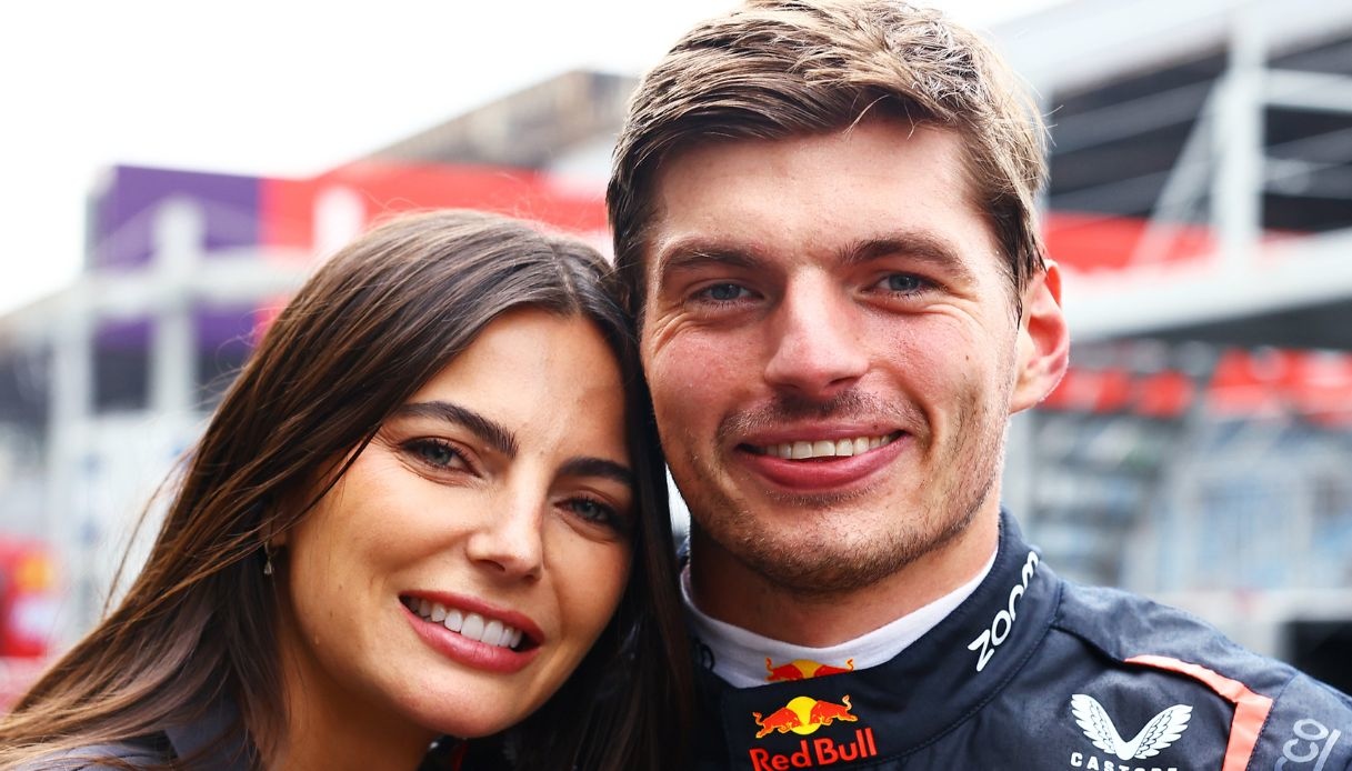 Kelly Piquet è incinta, Max Verstappen presto papà: il dolce annuncio su Instagram