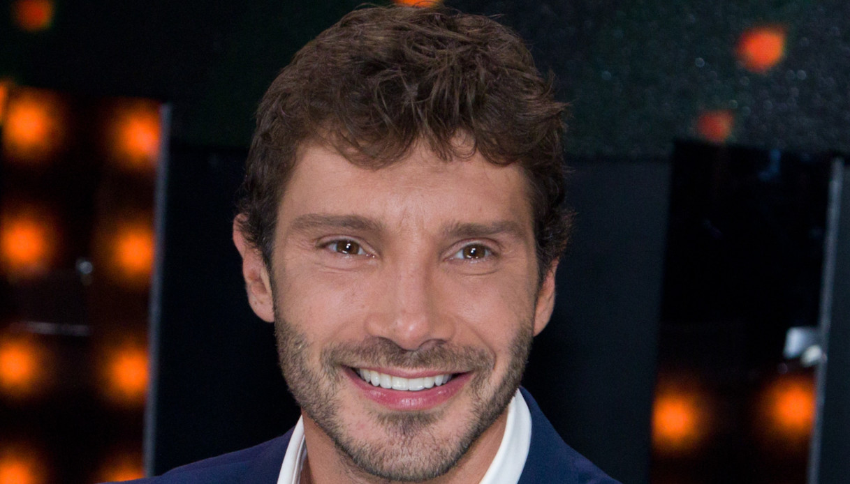 Stefano De Martino non condurrà lo speciale del 23 dicembre su Rai1