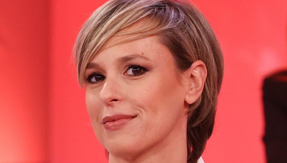 Federica Pellegrini a Verissimo: “Io e Matteo ci manchiamo”. La nuova vita da mamma