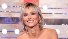 Anticipazioni Da noi… a ruota libera del 26 gennaio: gli ospiti di Francesca Fialdini