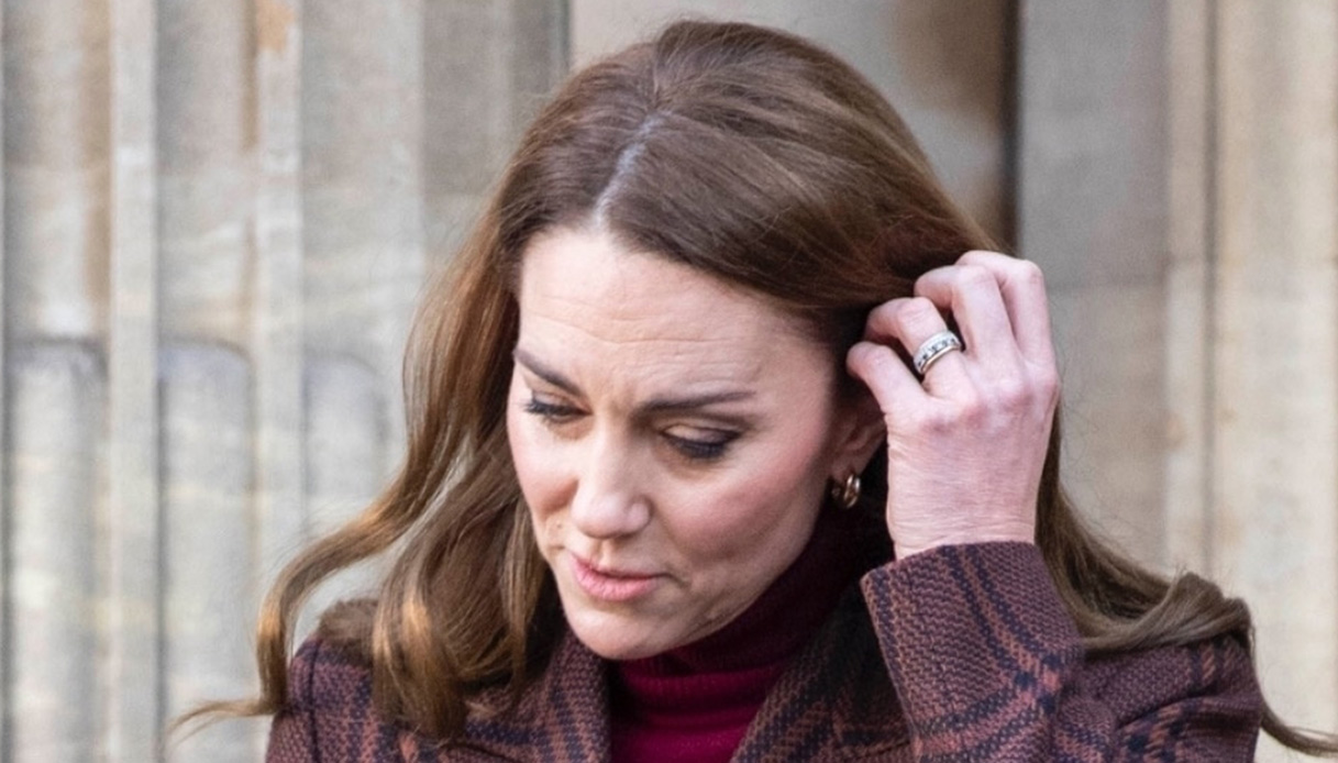 Kate Middleton, rispunta l’anello dell’eternità dopo la dichiarazione sul cancro