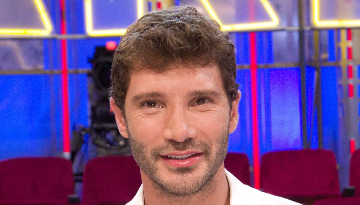 Stefano De Martino, chi è Pina che ha fatto discutere ad Affari tuoi