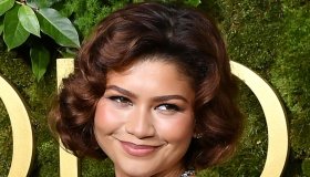 Zendaya ai Golden Globe, l’anello che fa sognare le nozze con Tom Holland