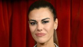 Bianca Guaccero seducente al Prima Festival, dopo il rosso fuoco punta sul pizzo