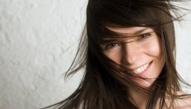 Capelli sani, forti e più lunghi. La lozione miracolosa adesso è in sconto