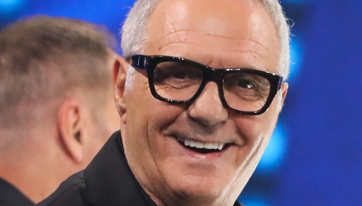 Panariello “tradisce” Carlo Conti, non ricorda nessuna hit di Sanremo: “Ho in testa solo Espresso macchiato”