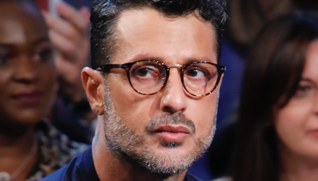 Fabrizio Corona, la diffida di Chiara Ferragni e la provocazione su Fedez a Sanremo