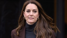 Kate Middleton, la misura estrema per proteggere i figli. Non li vedremo mai così