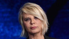 Uomini e Donne, il trono più breve di sempre: Chiara smascherata dall’ex