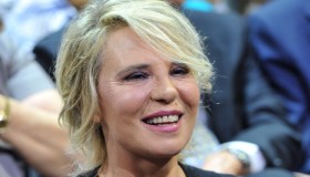 Pagelle C’è Posta per te, le pagelle: Paolo Bonolis salva-lacrime (10), un padre assente (0)