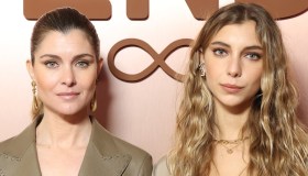 Vittoria Puccini ed Elena Preziosi, il delizioso debutto madre-figlia alla Fashion Week