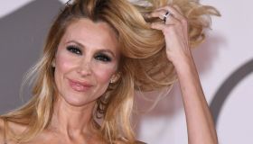 Ne vedremo delle belle, prime tensioni dietro le quinte: “Tutte contro Adriana Volpe”