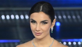 L’Ignoto, Elettra Lamborghini conduce il nuovo reality Rai: il cast completo