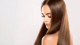 Piega a casa come in salone. Con la Festa delle Offerte Amazon la spazzola riscaldata ti costa la metà