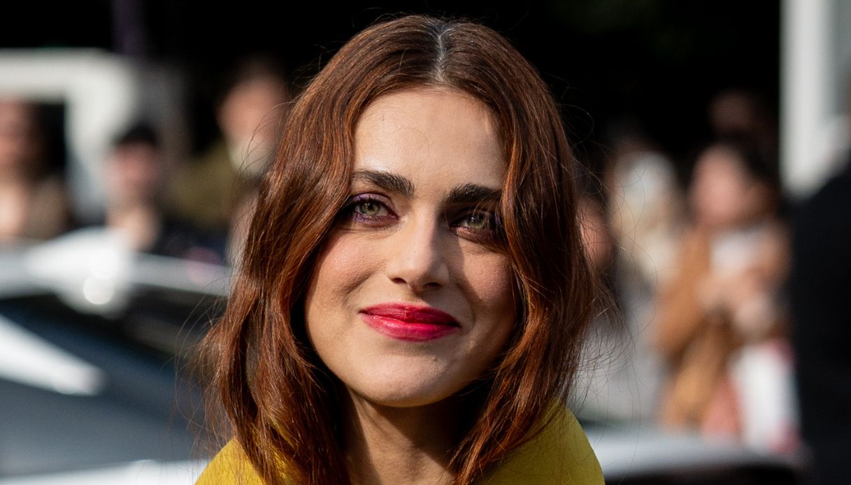 Miriam Leone coloratissima, Irina Shayk reinventa il floreale alla Milano Fashion Week 2025