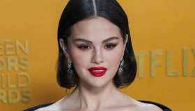 Trucco a lunga tenuta, il segreto è uno spray fissante con più di 21mila recensioni