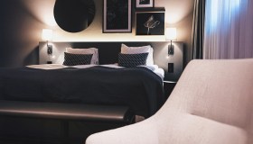 Come illuminare la camera da letto, tre tipologie di luce da combinare tra gusto e funzionalità