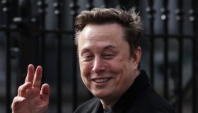 Elon Musk è diventato papà per la 14esima volta. E il figlio ha un nome antico