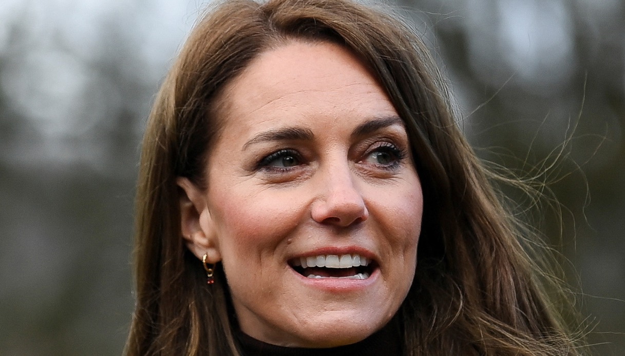 Kate Middleton rompe il protocollo per Liz Hatton: il suo omaggio emoziona