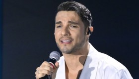 Marco Carta a Verissimo: “Dopo l’accusa di furto non uscivo di casa”. E parla del nuovo amore