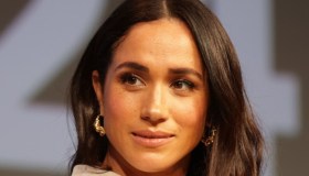 Re Carlo, il cugino contro Meghan Markle: “Completamente sbagliata”