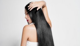 Con più di 7mila recensioni, questa spazzola lisciante approvata dagli utenti promette una piega top al miglior prezzo