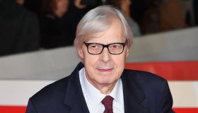 Vittorio Sgarbi, la dolce dedica della compagna Sabrina Colle durante il ricovero