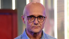 Grande Fratello, raccolta fondi per Zeudi come risarcimento: parla Signorini