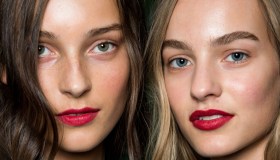 Abbiamo trovato il rossetto indelebile. Dura da mattina a sera, ha un finish lucido e ha conquistato TikTok