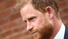 Re Carlo, si riaccende la faida con Harry. Nuove rivelazioni: “È stato tenuto nascosto”