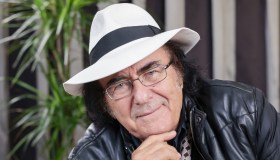 Al Bano ricorda Papa Francesco, ma dà forfait: “Preferisco evitare il funerale”