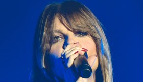 Alessandra Amoroso, il nuovo singolo Cose stupide e nel video c’è l’amica Matilde Gioli