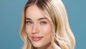 Elimina le doppie punte e accelera la crescita, lo spray per capelli che ha fatto impazzire TikTok è già best seller