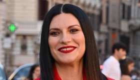 Anticipazioni Verissimo, le storie del 20 aprile: torna Laura Pausini