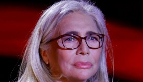 Mara Venier, il marito Nicola Carraro ancora in sedia a rotelle: “È successa una cosa stranissima”