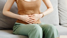 Disturbi digestivi e gastrointestinali, come proteggere lo stomaco in primavera